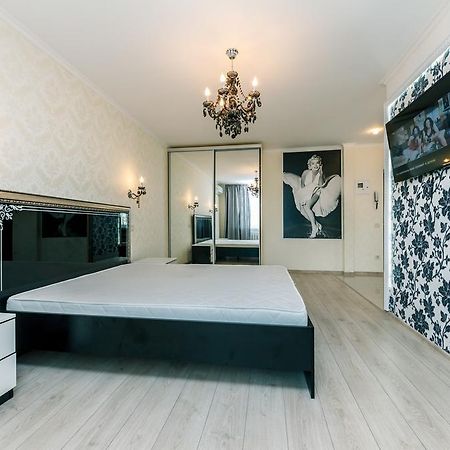 Luxcenterapartment Kyiv Room photo