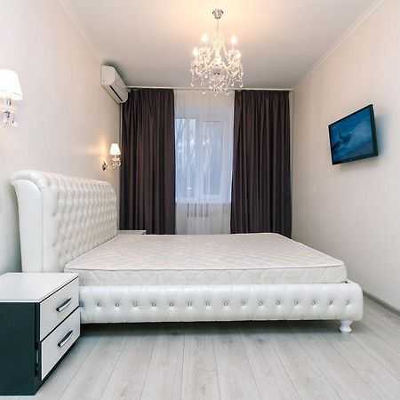 Luxcenterapartment Kyiv Exterior photo